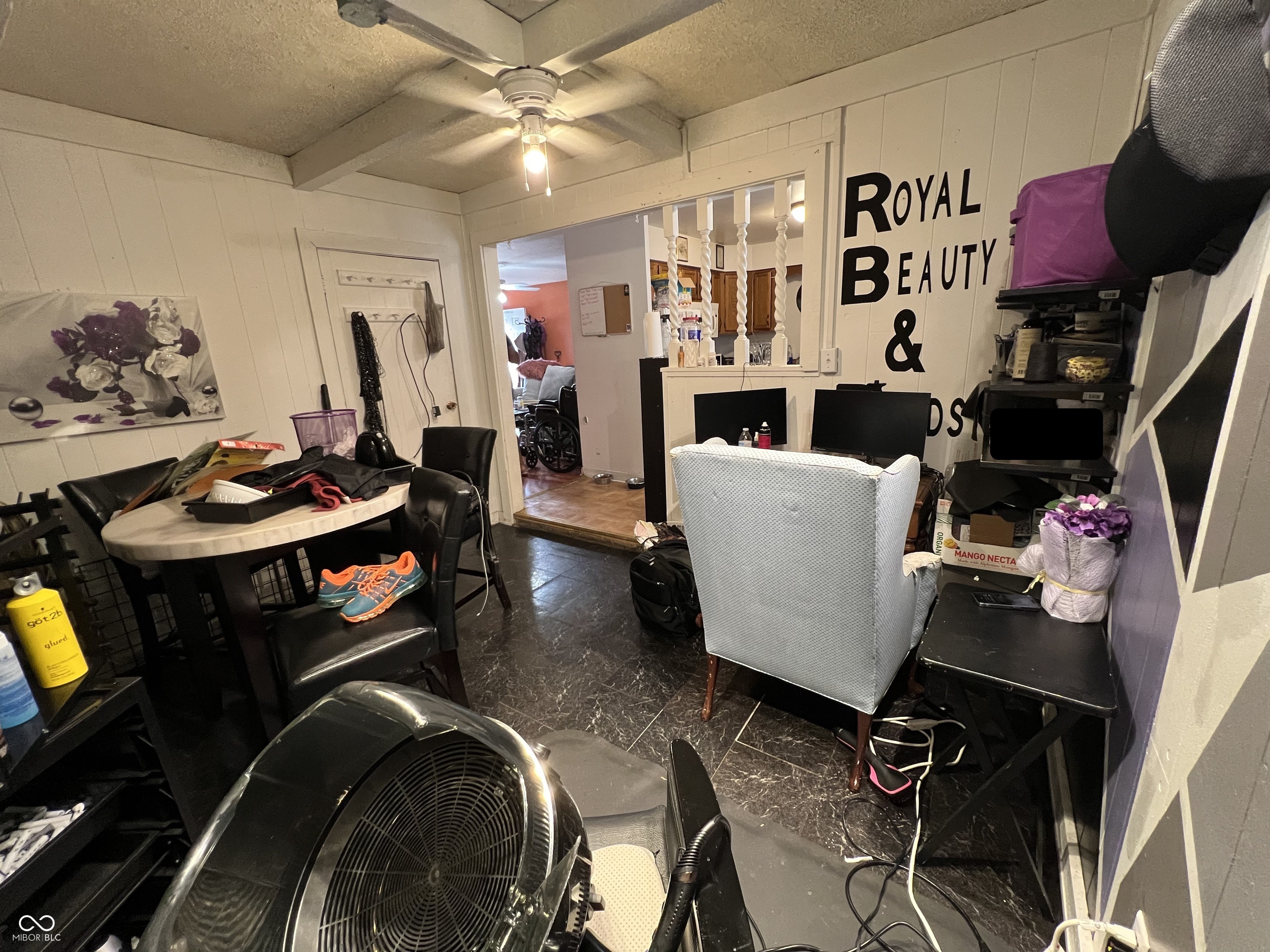 7903 Roy Road Indianapolis, IN 46219 - Photo 6 of 15 Gallery Image 6