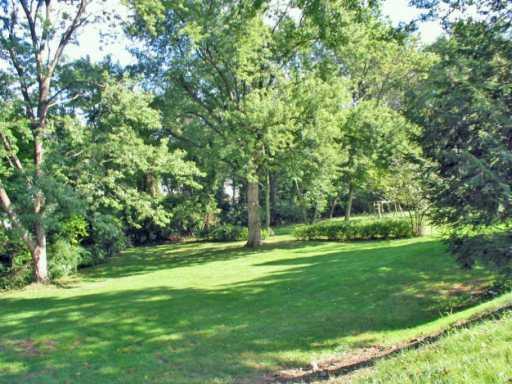 2320 Harrow Road Upper St. Clair, PA 15241 - Photo 8 of 8 Yard/Garden.