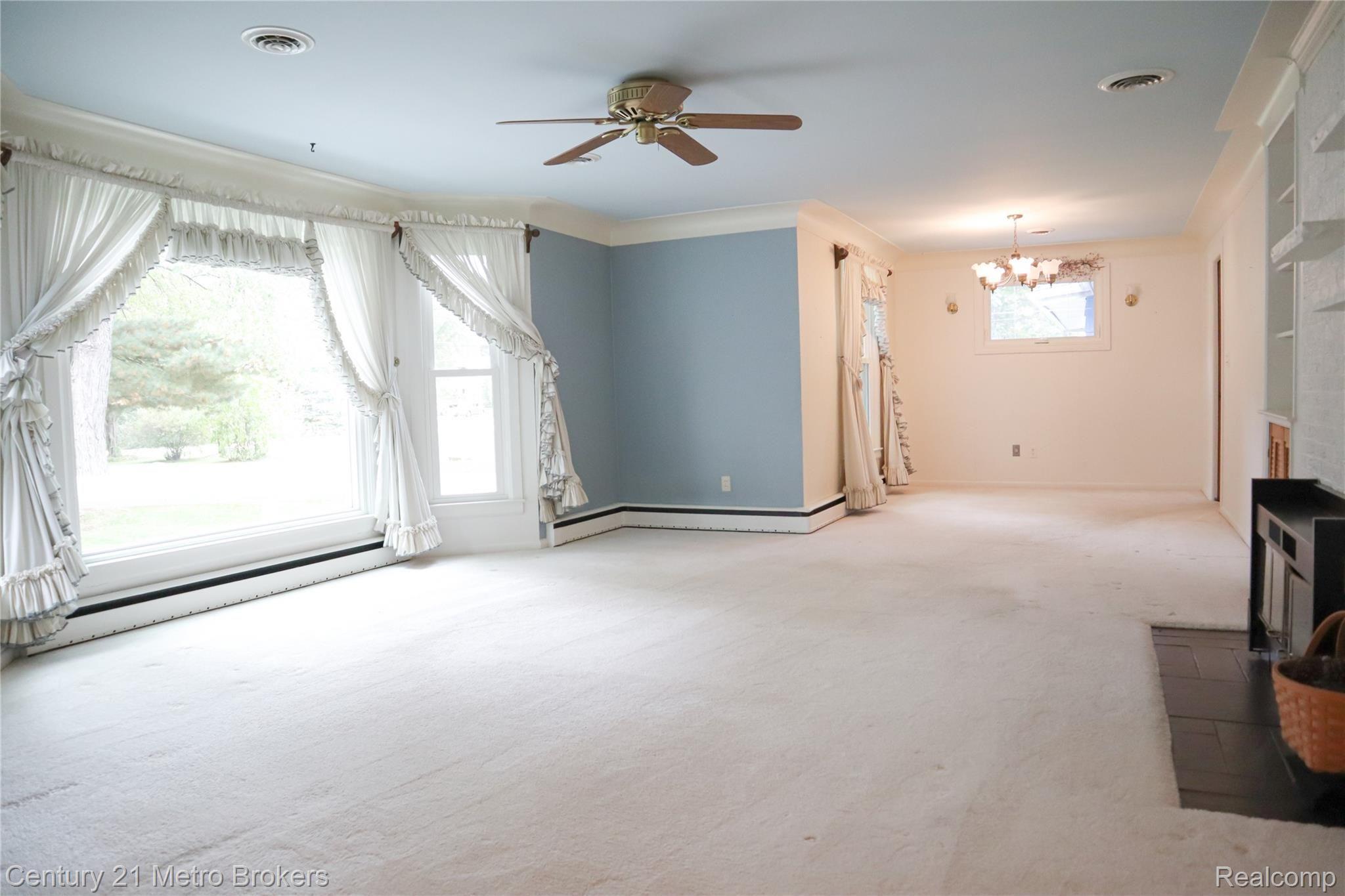 7338 Embury Road Grand Blanc, MI 48439 - Photo 14 of 43 IMG_0038.jpg