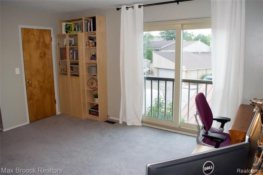 763 Oak Brook Ridge Drive, Unit 118 Rochester Hills, MI 48307 - Photo 12 of 14