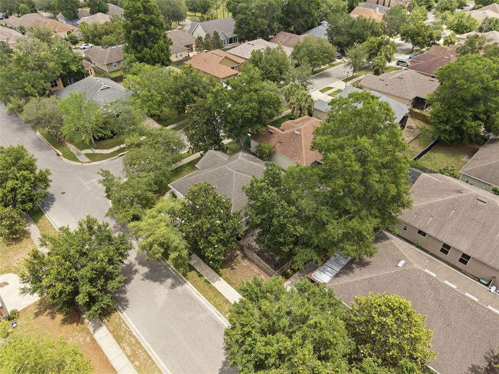 9047 Southwest 76th Avenue Gainesville, FL 32608 - Photo 34 of 38