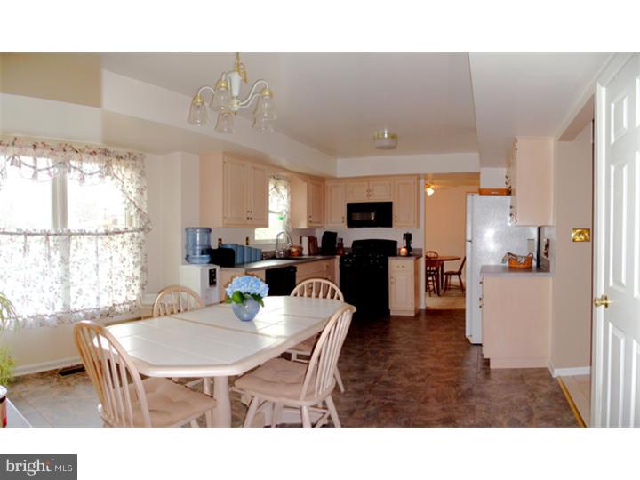 2708 Andrew Drive Sinking Spring, PA 19608 - Photo 11 of 25 Gallery Image 11
