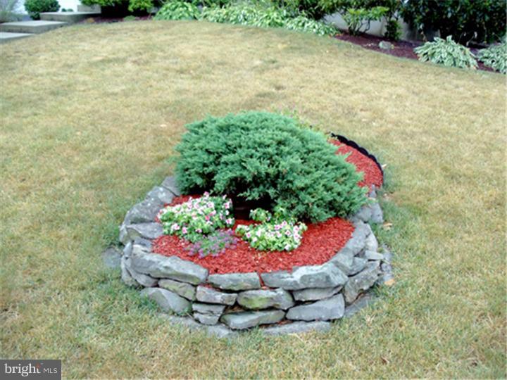 2708 Andrew Drive Sinking Spring, PA 19608 - Photo 24 of 25 Gallery Image 24