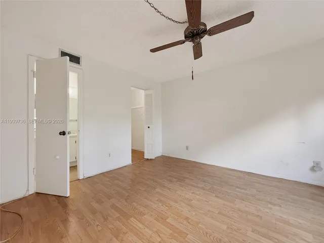 $2,000 | 10409 Northwest 11th Street, Unit 105, Pembroke Pines, FL 33026