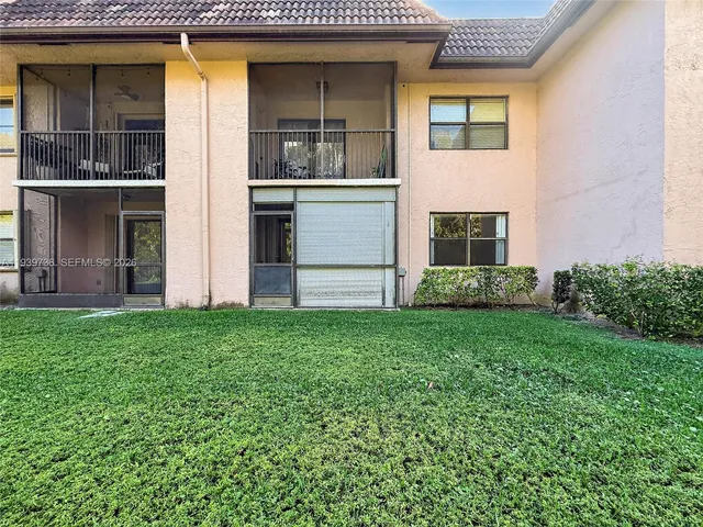 $2,000 | 10409 Northwest 11th Street, Unit 105, Pembroke Pines, FL 33026