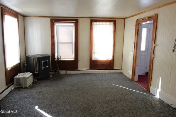 $275,000 | 295 West Sand Lake Road, North Greenbush, NY 12198