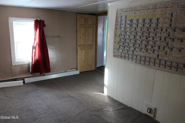 $275,000 | 295 West Sand Lake Road, North Greenbush, NY 12198