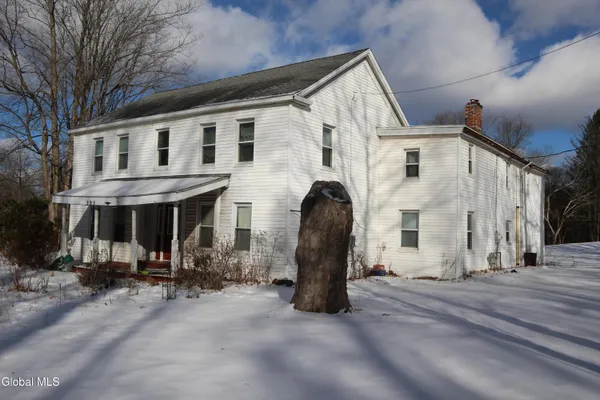 $275,000 | 295 West Sand Lake Road, North Greenbush, NY 12198