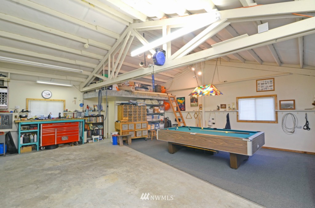 5655 Northwest Marks Road Bremerton, WA 98312 - Photo 18 of 20 Gallery Image 18