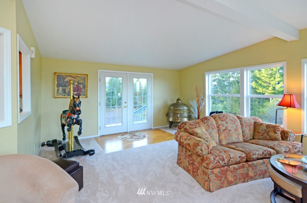 5655 Northwest Marks Road Bremerton, WA 98312 - Photo 5 of 20 Gallery Image 5