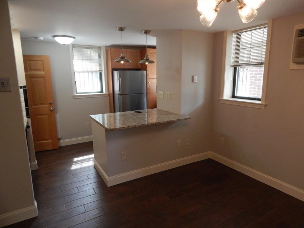 31 Decatur Street, Unit B Cambridge, MA 02139 - Photo 5 of 8 Gallery Image 5