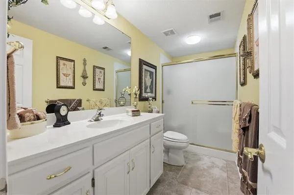 $1,025,000 | 19104 Autumn Lane, Pleasant Hill, MO 64080