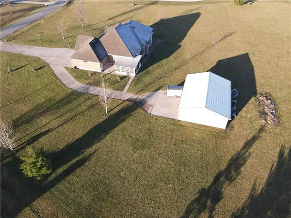 $1,025,000 | 19104 Autumn Lane, Pleasant Hill, MO 64080