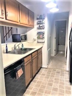 3329 Forest Ridge Road Roanoke, VA 24018 - Photo 14 of 31 Kitchen