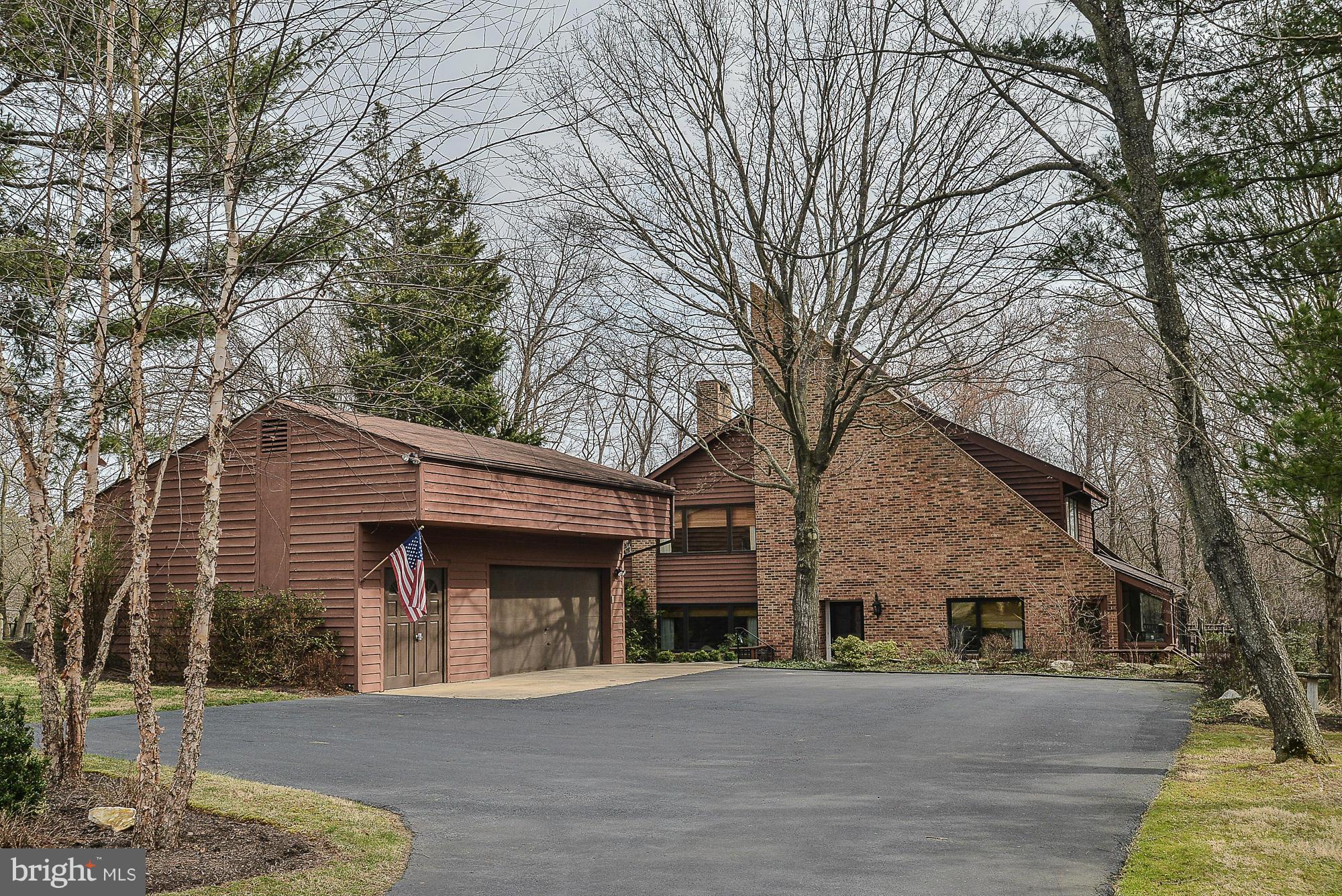 2249 Hunter Mill Road Vienna, VA 22181 - Photo 1 of 30 Exterior (Front)