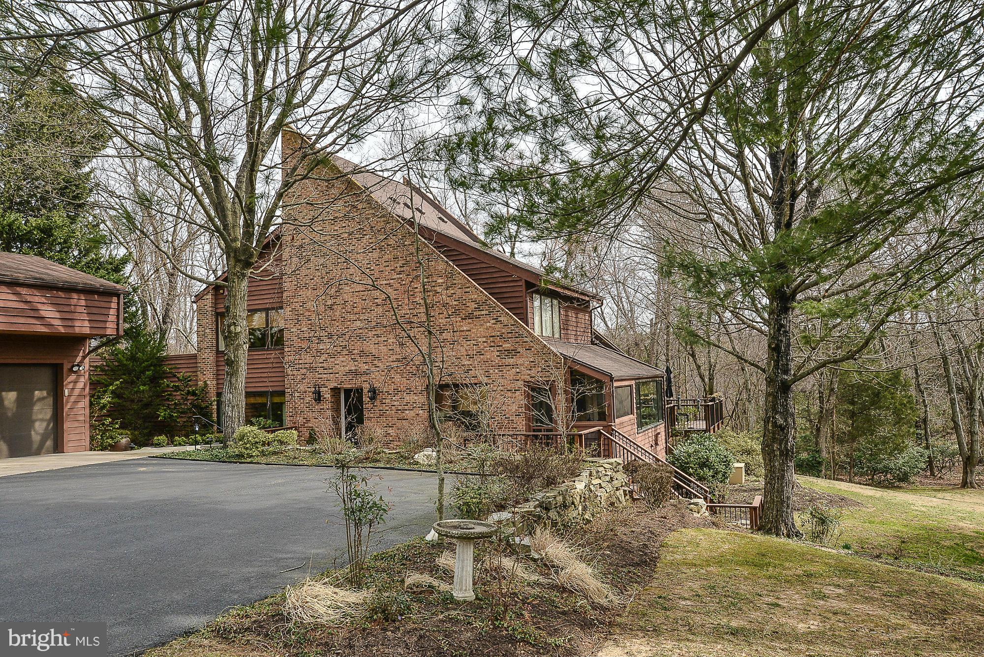 2249 Hunter Mill Road Vienna, VA 22181 - Photo 2 of 30 Exterior (Front)