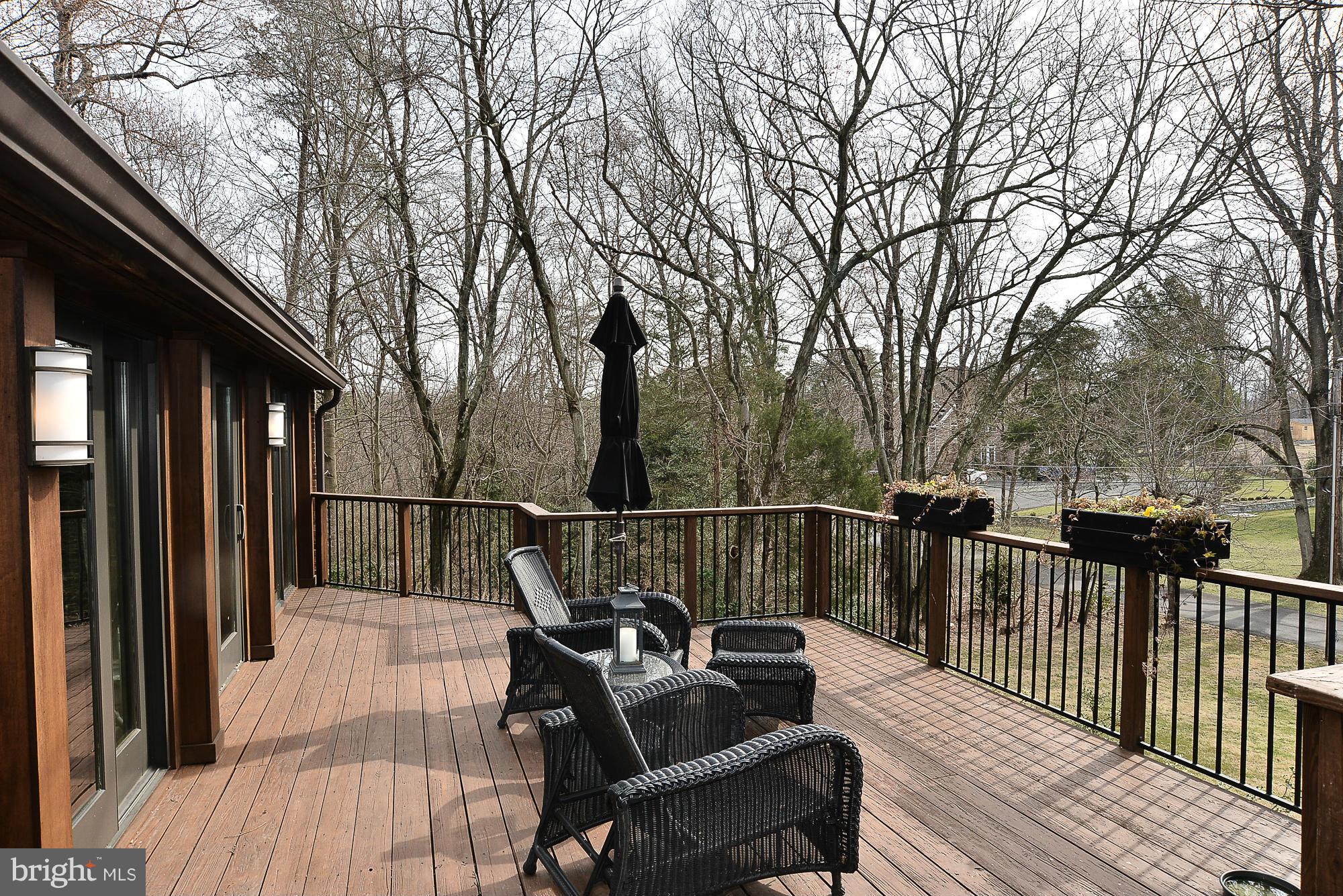 2249 Hunter Mill Road Vienna, VA 22181 - Photo 28 of 30 Large Deck