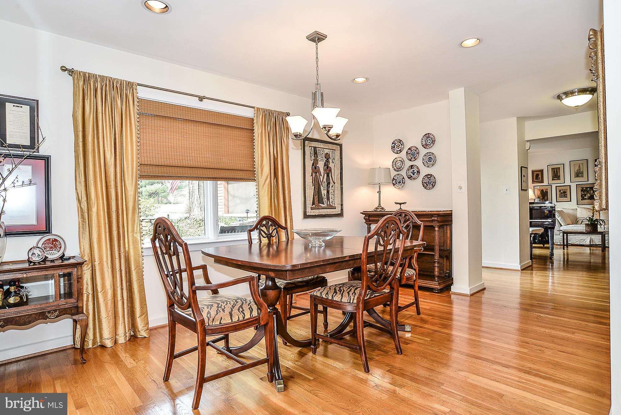 2249 Hunter Mill Road Vienna, VA 22181 - Photo 6 of 30 Dining Room
