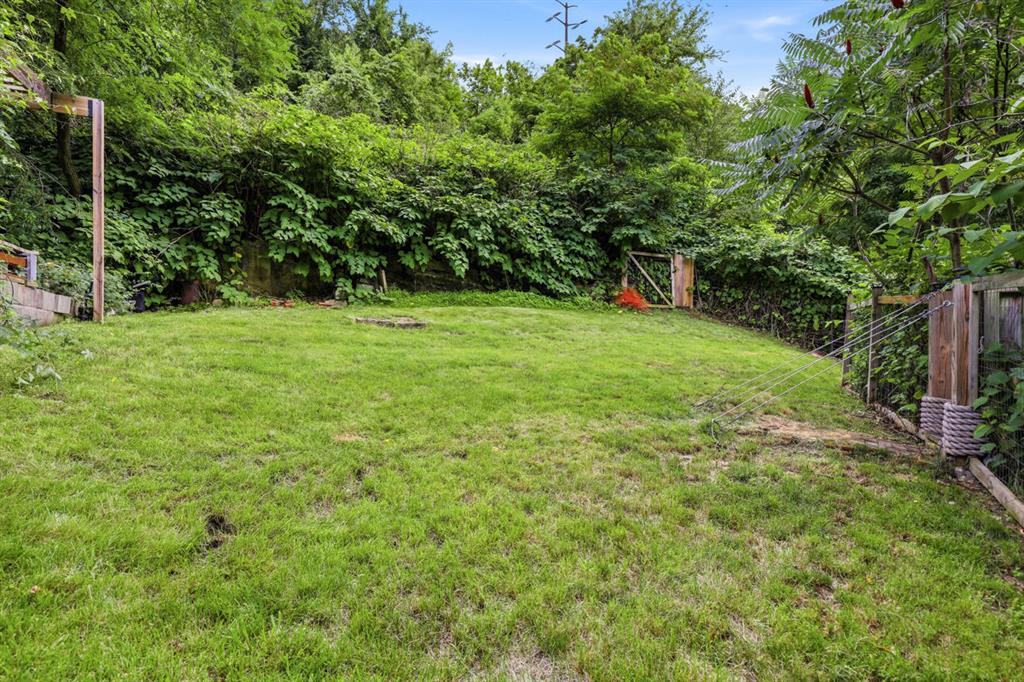 983 Becks Run Road Pittsburgh, PA 15210 - Photo 34 of 45 Gallery Image 34
