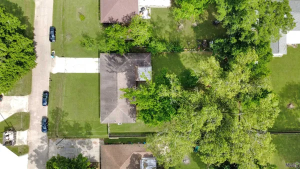 $279,900 | 8054 Minglewood Avenue, Denham Springs, LA 70706