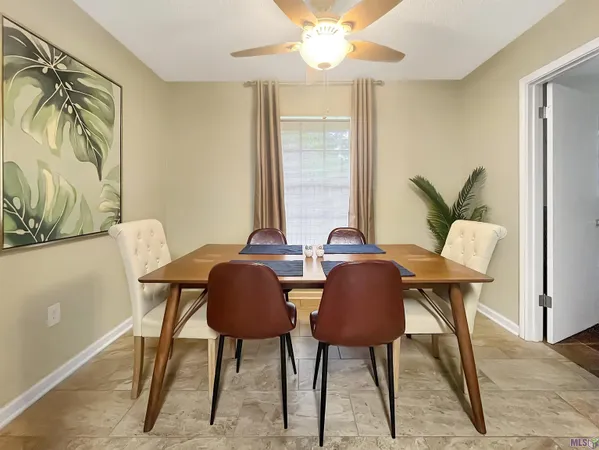 $279,900 | 8054 Minglewood Avenue, Denham Springs, LA 70706