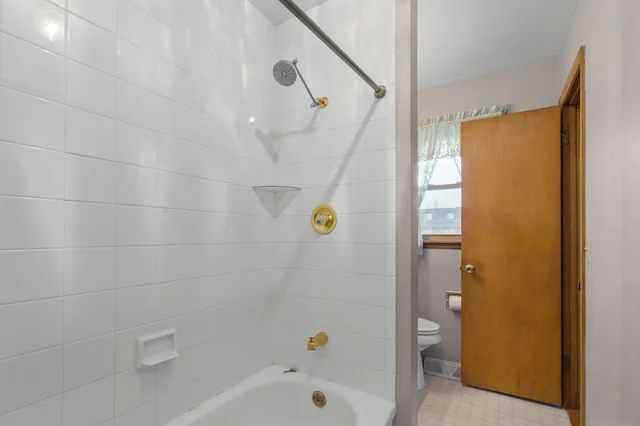 $179,500 | 2827 West 13th Street, Davenport, IA 52804