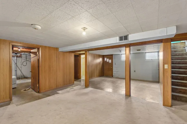 $179,500 | 2827 West 13th Street, Davenport, IA 52804