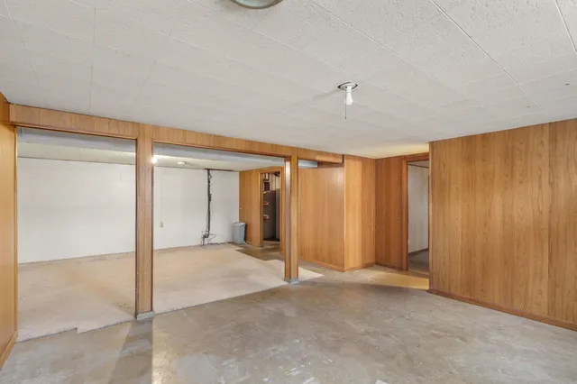 $179,500 | 2827 West 13th Street, Davenport, IA 52804