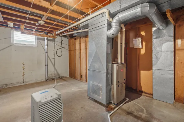 $179,500 | 2827 West 13th Street, Davenport, IA 52804