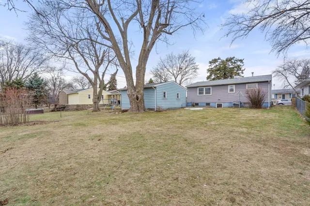 $179,500 | 2827 West 13th Street, Davenport, IA 52804