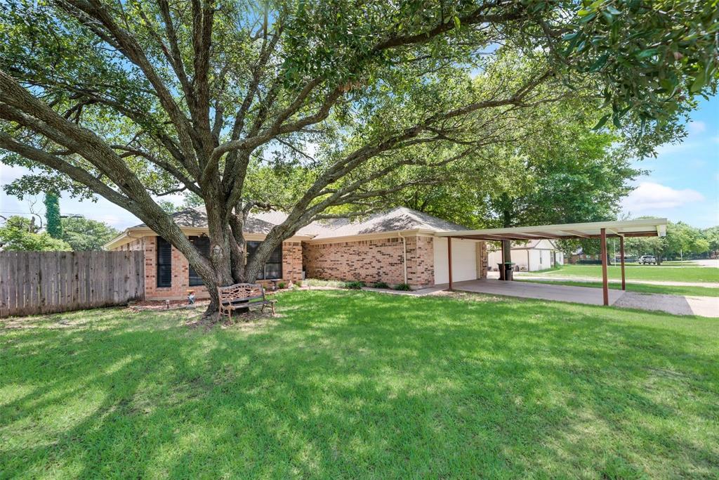 Beautifully well maintained home! NEW HVAC and GUTTERS! Huge and strongly constructed carport as well as 2 car garage.  