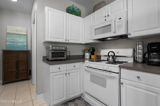 $244,900 | 2252 Beach Drive, Unit 2604, Gulfport, MS 39507