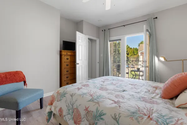 $244,900 | 2252 Beach Drive, Unit 2604, Gulfport, MS 39507