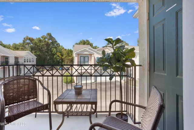 $244,900 | 2252 Beach Drive, Unit 2604, Gulfport, MS 39507