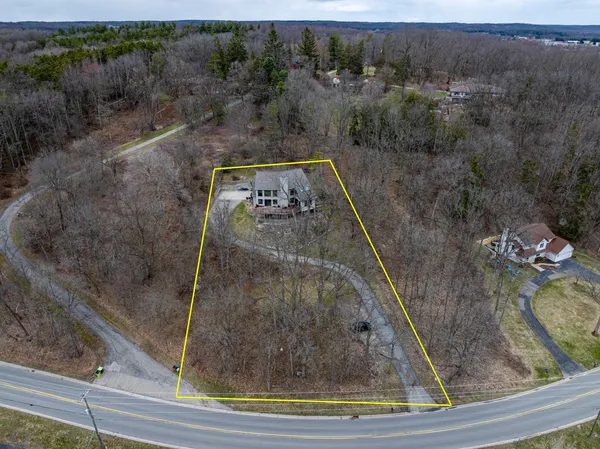 $424,900 | 1751 Gee Drive Southeast, Lowell, MI 49331
