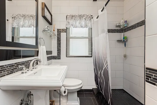 $430,000 | 2253 South 15th Avenue, North Riverside, IL 60546