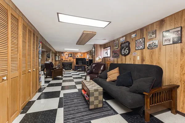 $430,000 | 2253 South 15th Avenue, North Riverside, IL 60546