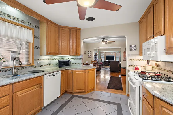 $430,000 | 2253 South 15th Avenue, North Riverside, IL 60546