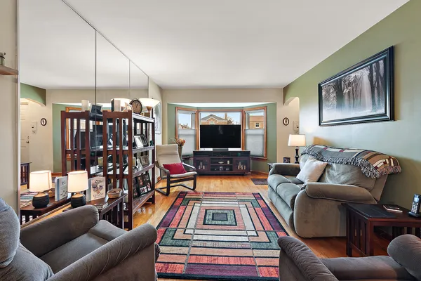 $430,000 | 2253 South 15th Avenue, North Riverside, IL 60546