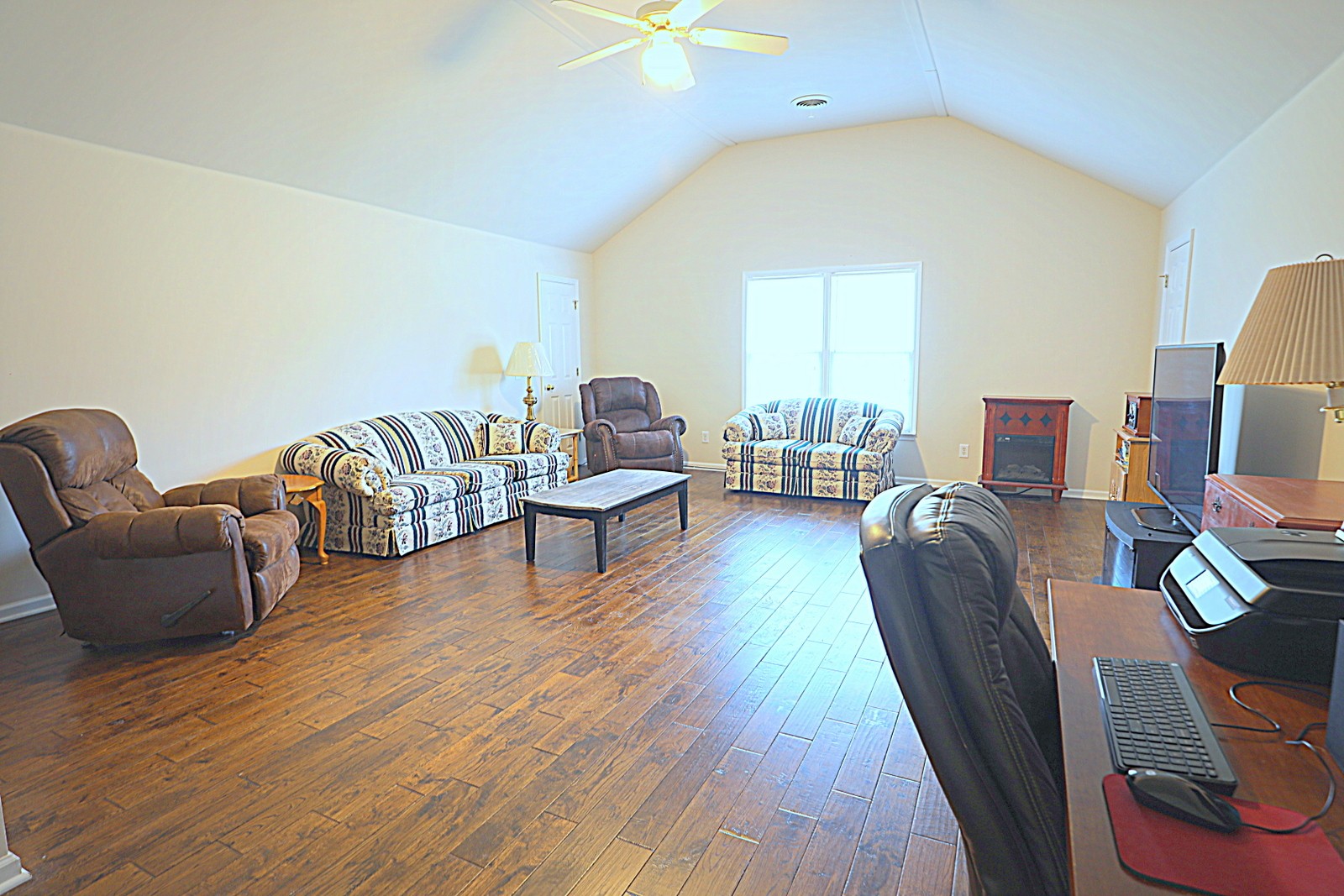 1106 Lake Rise Overlook Gallatin, TN 37066 - Photo 17 of 24 Gallery Image 17