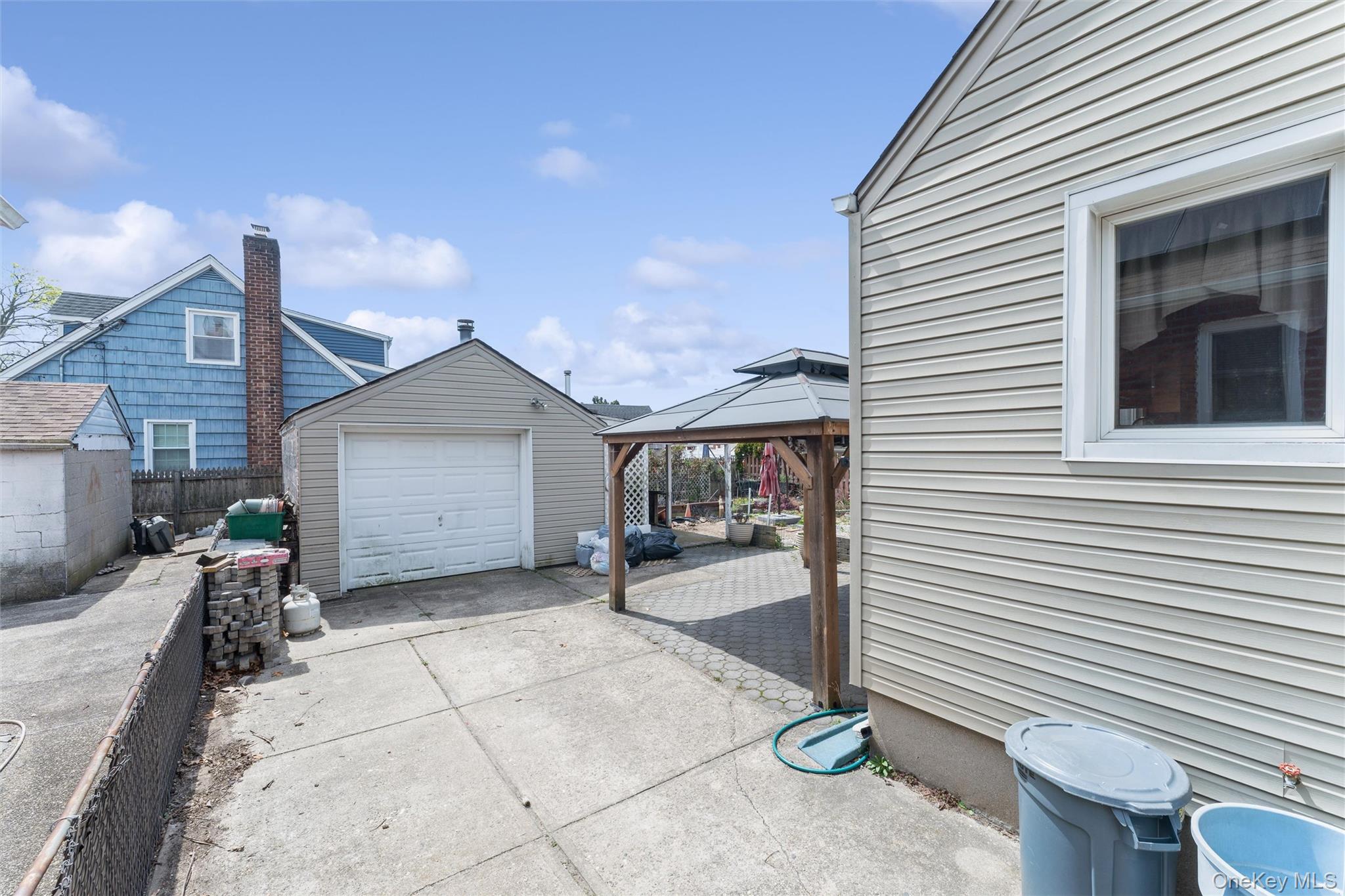 278 Dogwood Road Valley Stream, NY 11580 - Photo 20 of 25