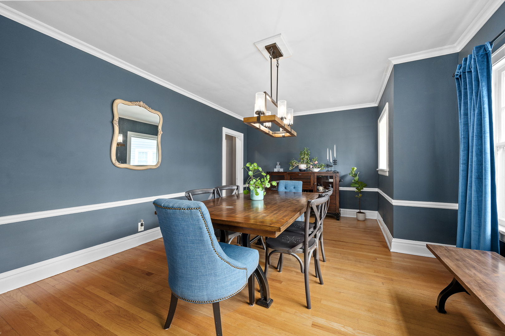 310 Shenstone Road Riverside, IL 60546 - Photo 10 of 47 Gallery Image 10