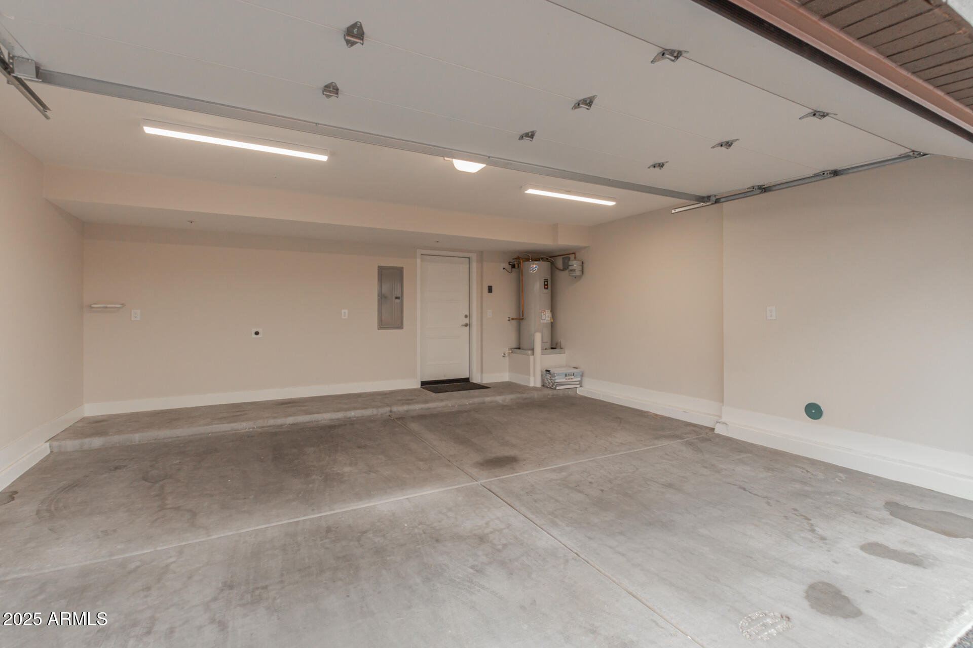 7550 East Osborn Road, Unit 1002 Scottsdale, AZ 85251 - Photo 15 of 23 a view of empty room