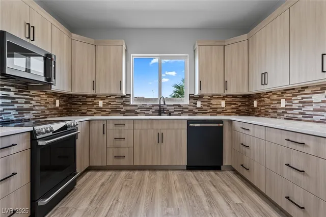 $599,900 | 375 Habib Way, Mesquite, NV 89027