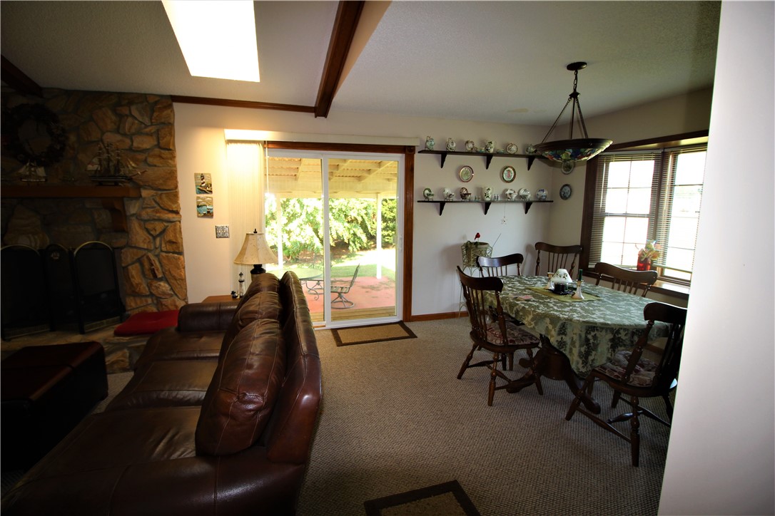 950 Old Webb Road, Unit 1008 OLD WEBB ROAD Anderson, SC 29626 - Photo 7 of 29 Dining Area with Patio Access