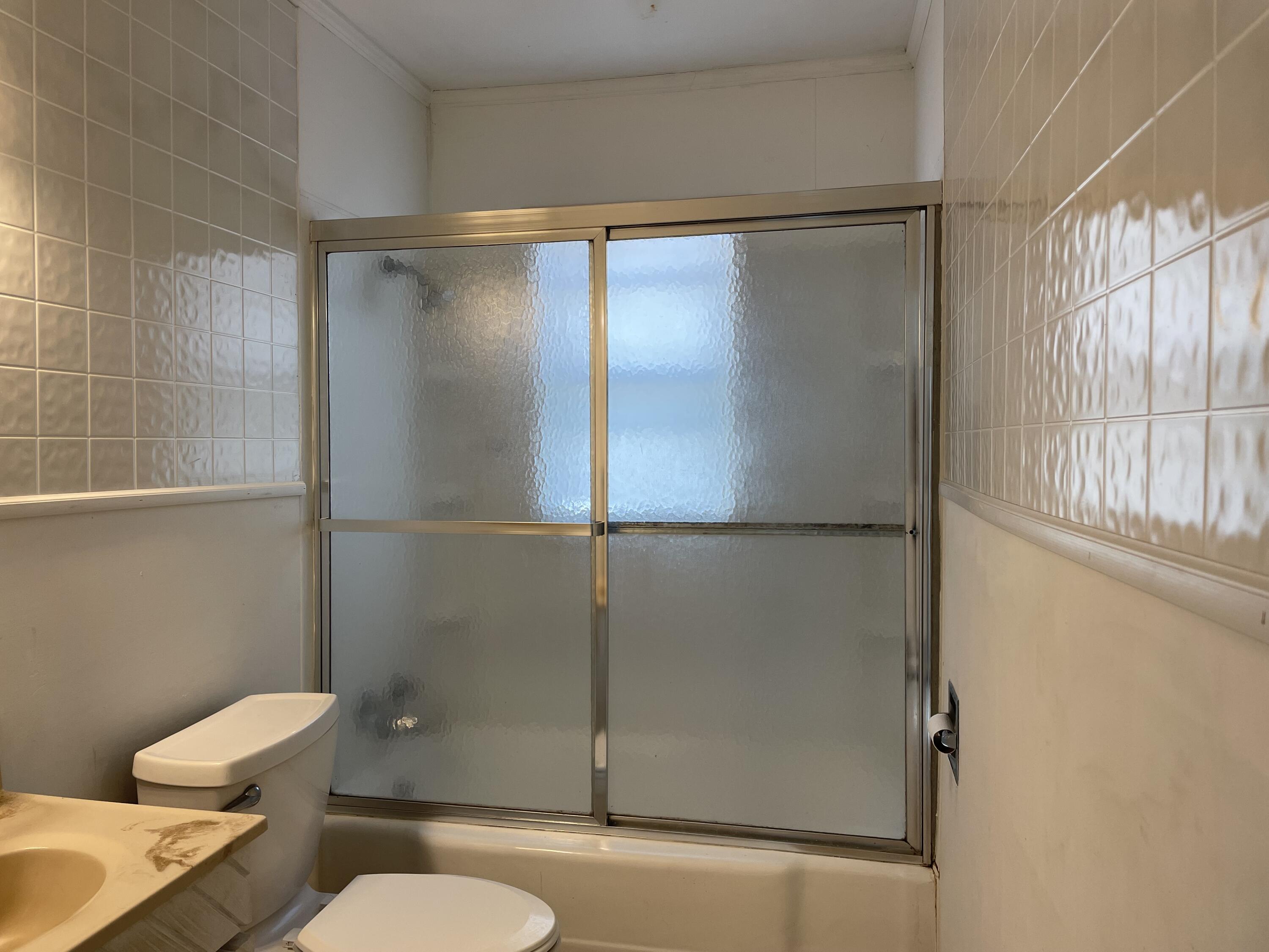 801 Packard Street Tomah, WI 54660 - Photo 11 of 15 Full Bath