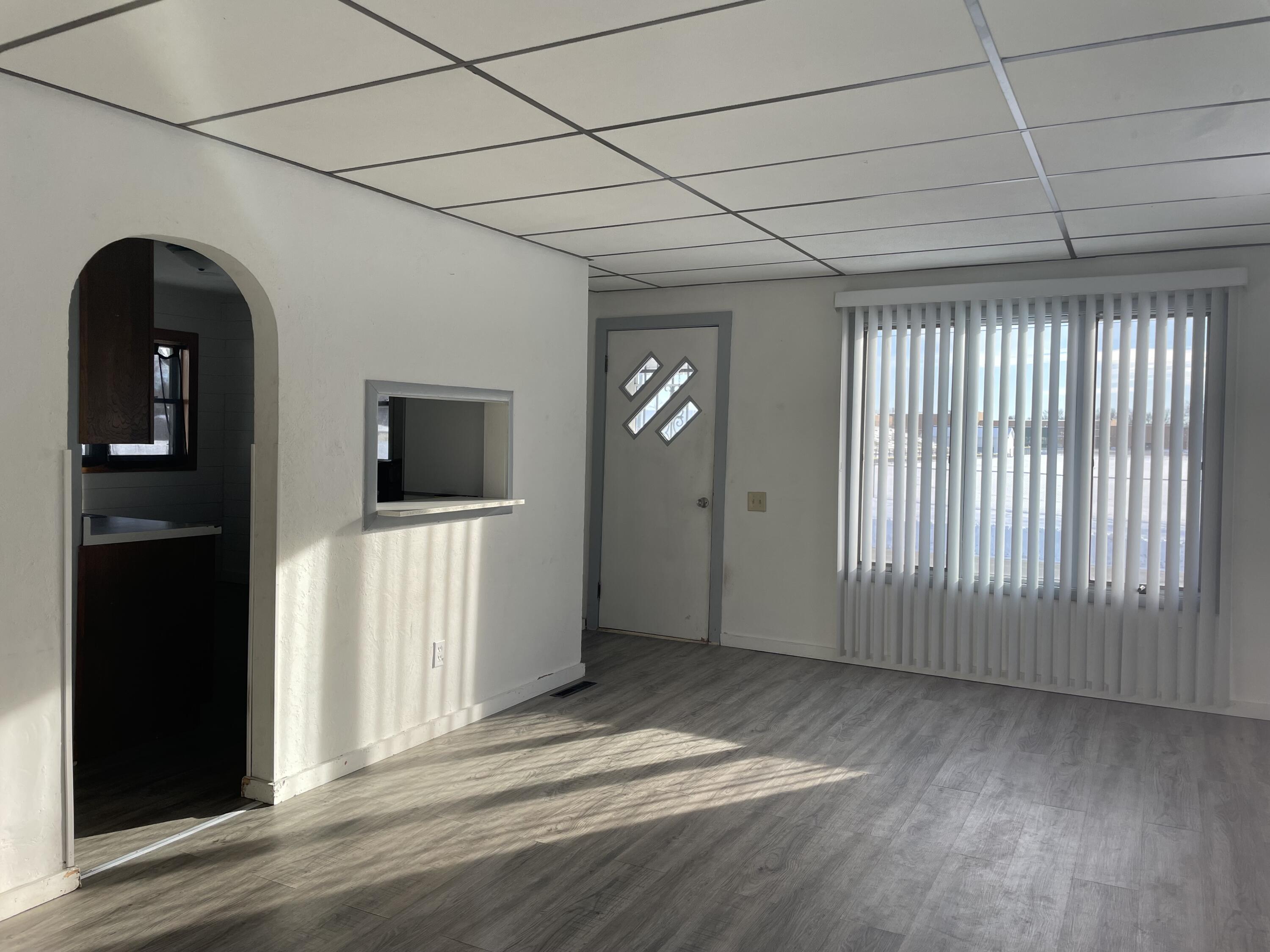 801 Packard Street Tomah, WI 54660 - Photo 4 of 15 Archway