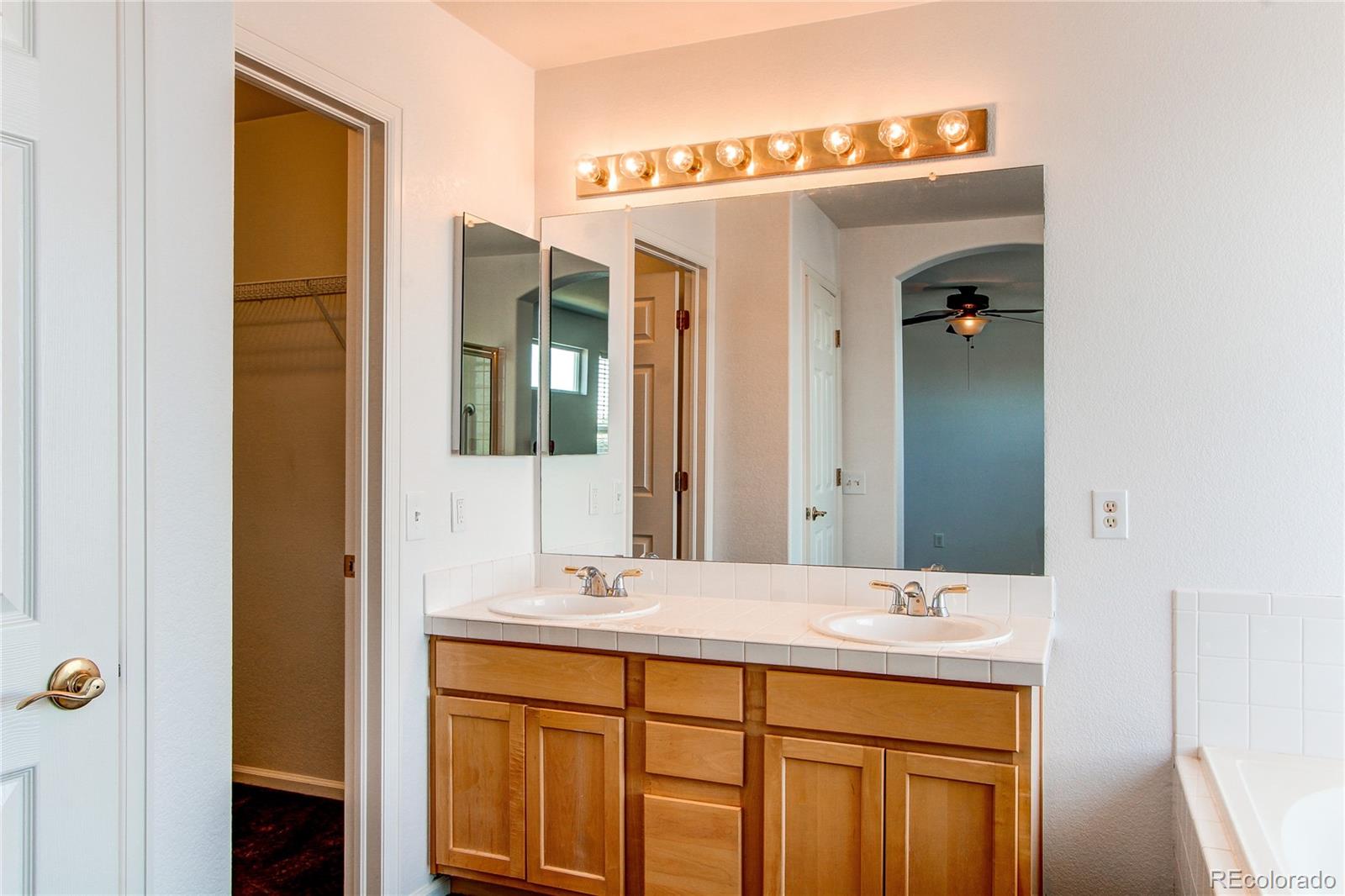 10486 Cheetah Winds Lone Tree, CO 80124 - Photo 35 of 45