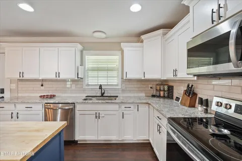 $495,000 | 5715 Nails Creek Road, Maryville, TN 37804