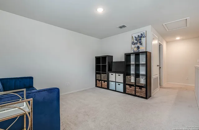 $1,675 | 519 Wild Olive Way, San Antonio, TX 78220